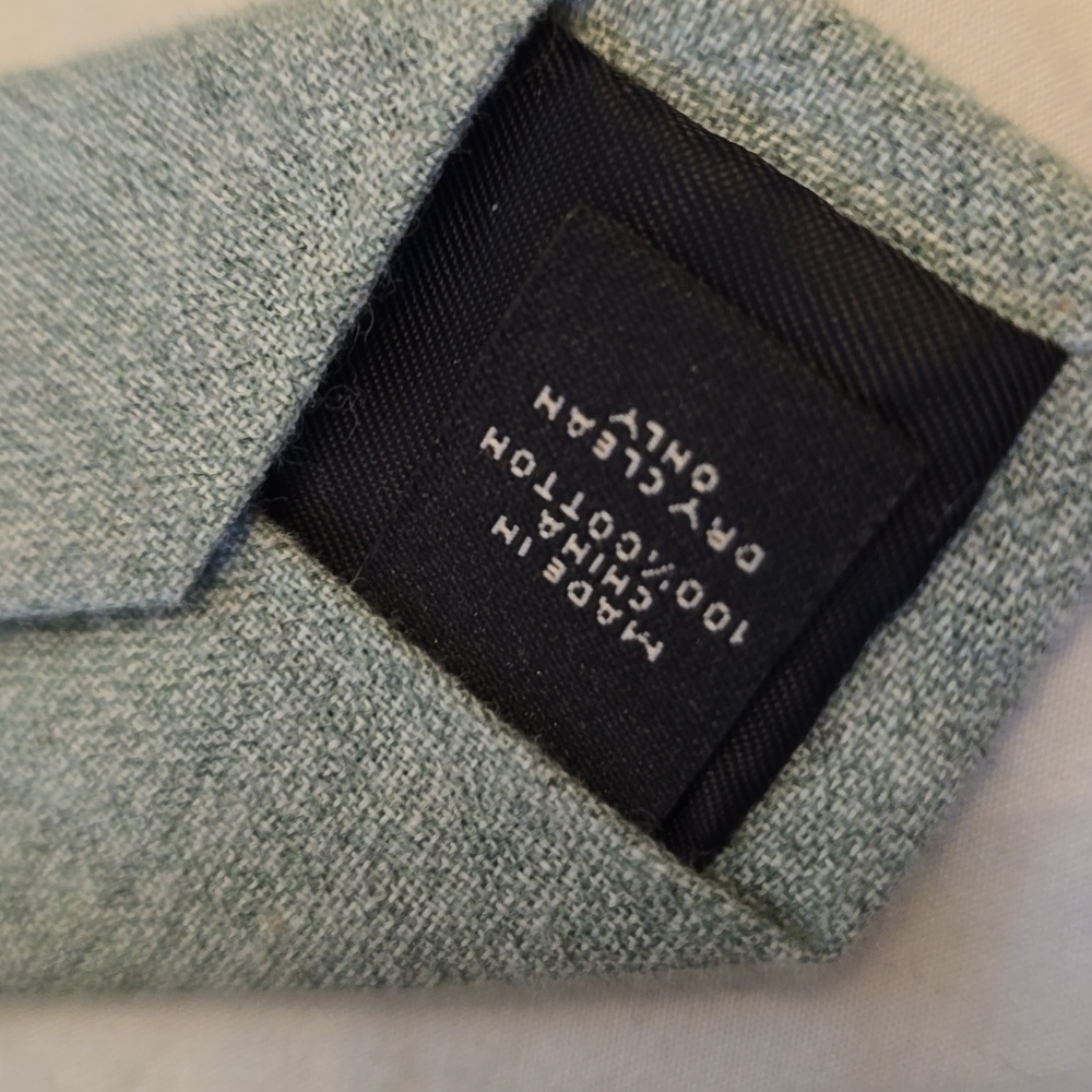 Express Elegant Light Green Tie - Picture 4 of 4